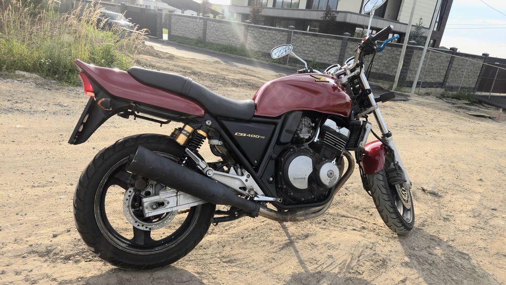 Мотоцикл Honda CB400