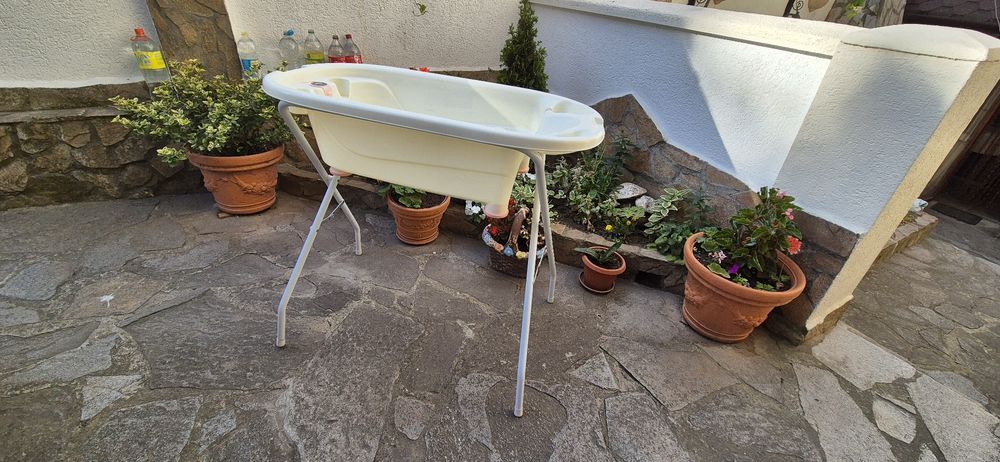 Бебешка вана (корито) със стойка и термометър