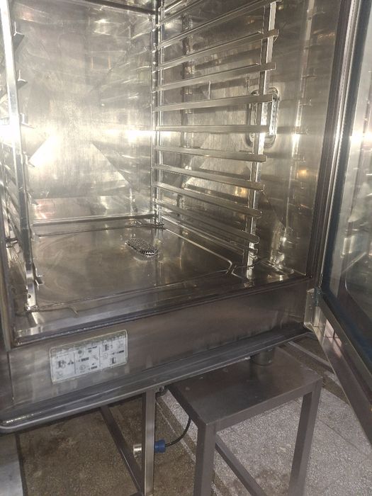 Конвектомат RATIONAL газ 20 тави