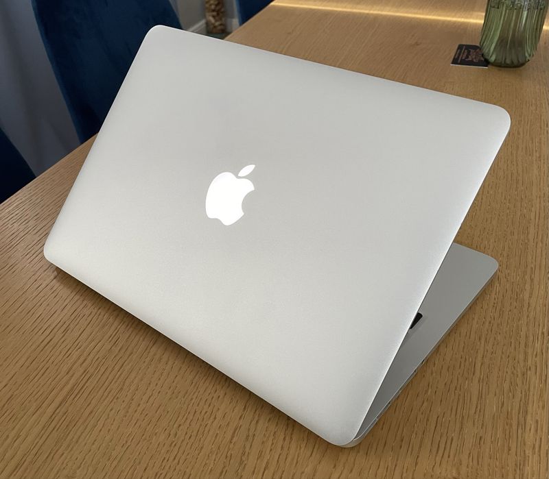 MacBook Early 2015  Retina 13 inch 500Gb