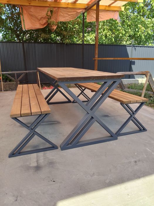 Производим Лофт уличную-садовую мебель