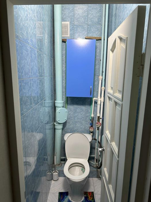 Продается 3-х комнатная квартира 3/3/3 рядом с метро Буюк Ипак Йули!