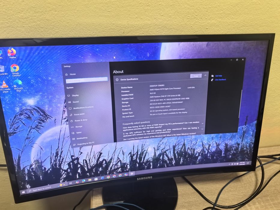 Kit AMD FX 9370 4.4 mh placa baza și rami 16g și ssd m2 256 placa vide