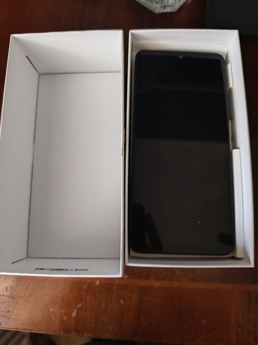 Redmi note 13 4g cu husa