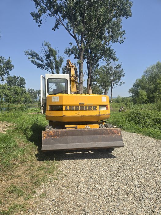 Escavator  liebherr