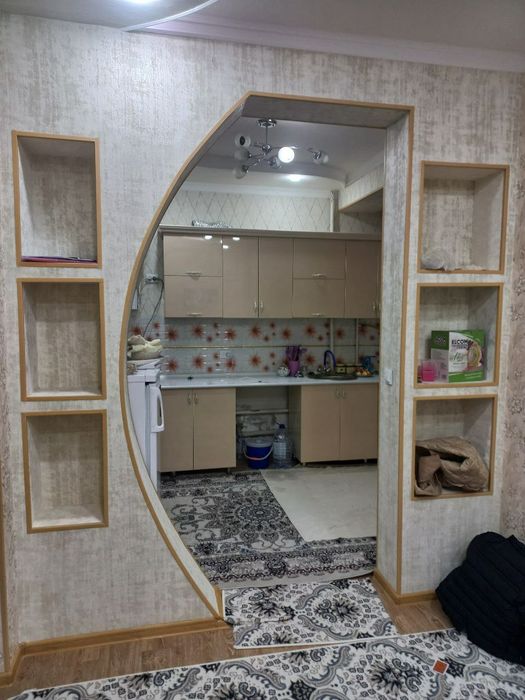 3 xonali kvartira sotiladi