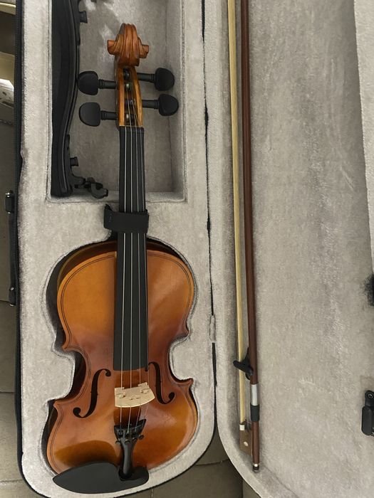 Скрипка новая 3/4 если цена не понравилась можем договориться