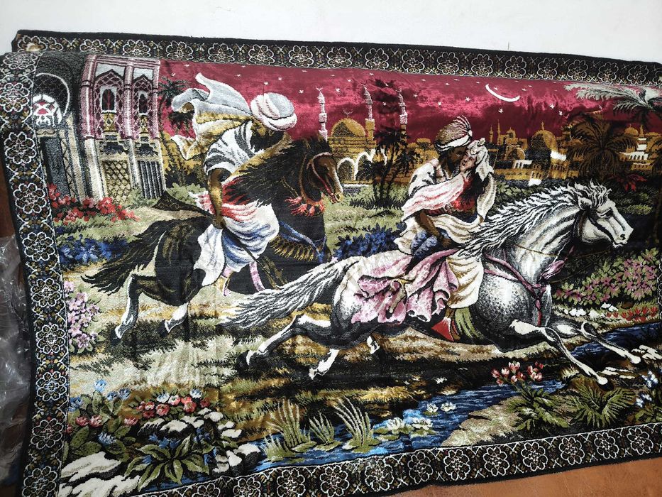 Carpeta cu Rapirea din Serai, stare impecabila -1970