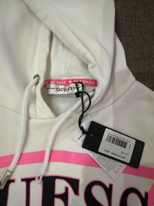 Къс дамски суитчер Guess