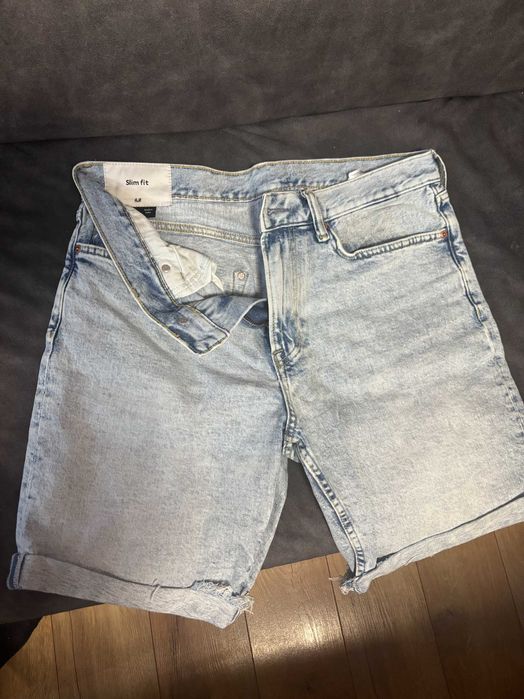 Къси дънкини панталони