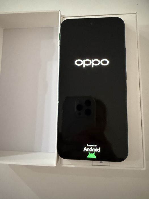 Vand telefon oppo A 6 Pro