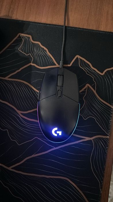 игровая мышка Logitech g102