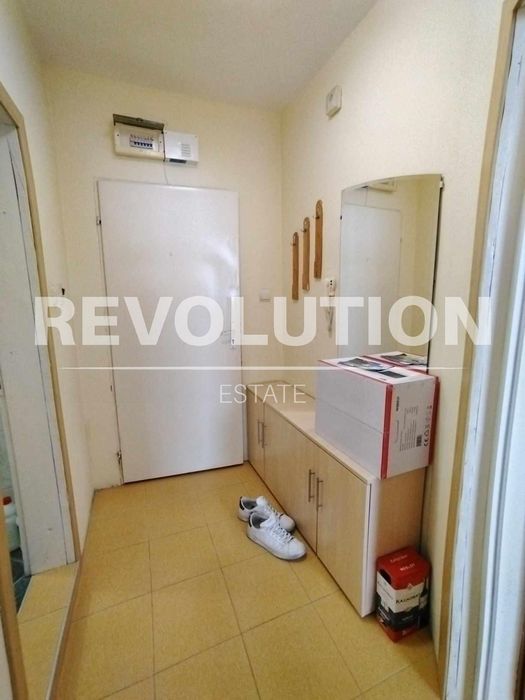 Дава се под наем Двустаен апартамент в Варна, ХЕИ - 50 кв.м за 375 € - Снимка #3