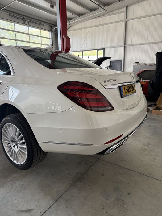 W222 facelift предна броня ,задна +прагове