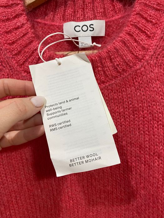 Нов пуловер от мохер и вълна Cos в ярко розово