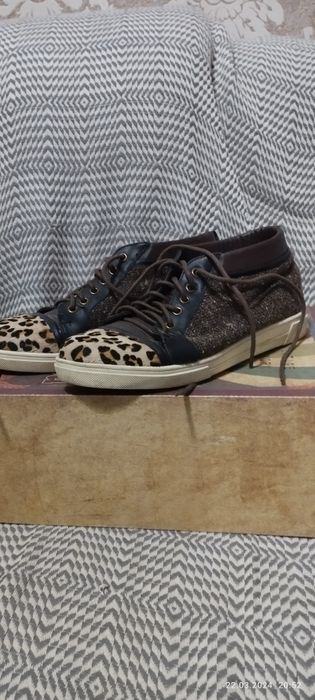 Туфли отдам по 50 тысяч