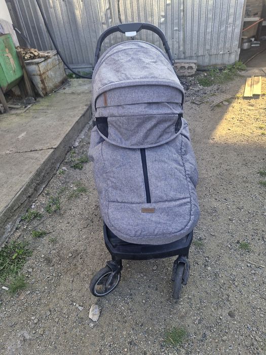 Продам коляску зима-лето