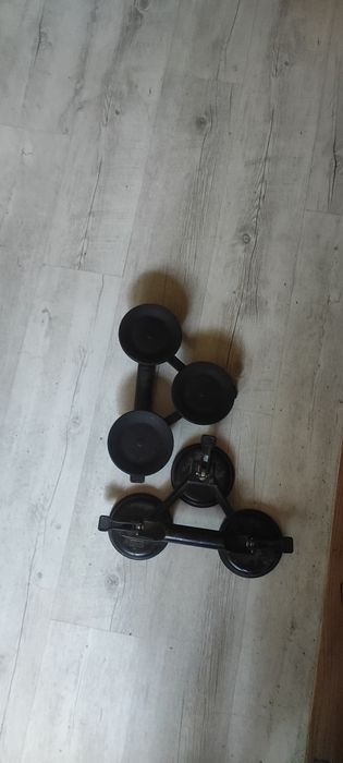 продаются присоски для стекла