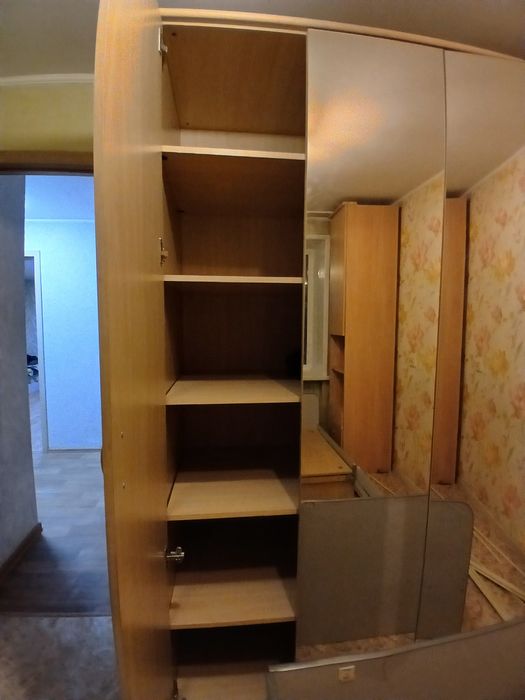 Продам вместительный шкаф