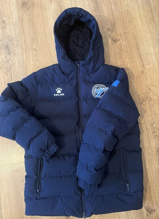 Продается зимная куртка kelme