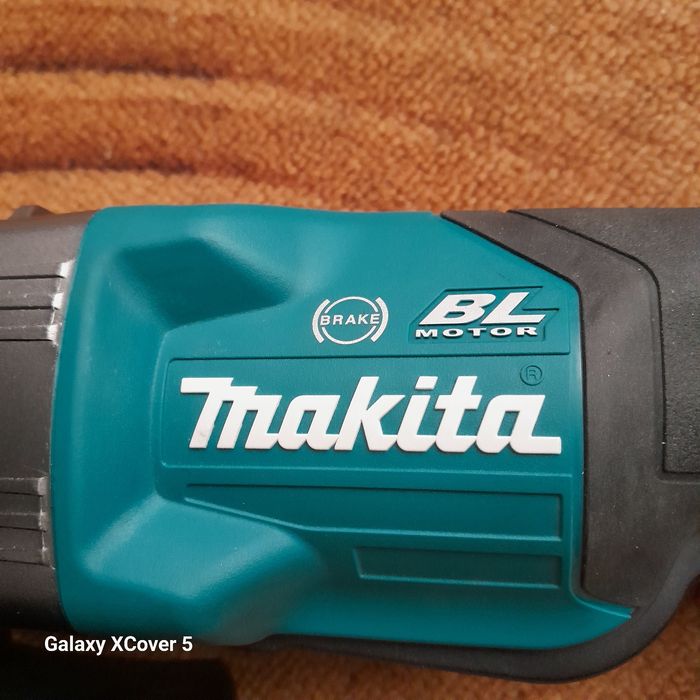 Makita GA013G-40V