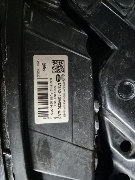 Far velar L560 M8A2-13w030-EA si L8A2-13W030-EA