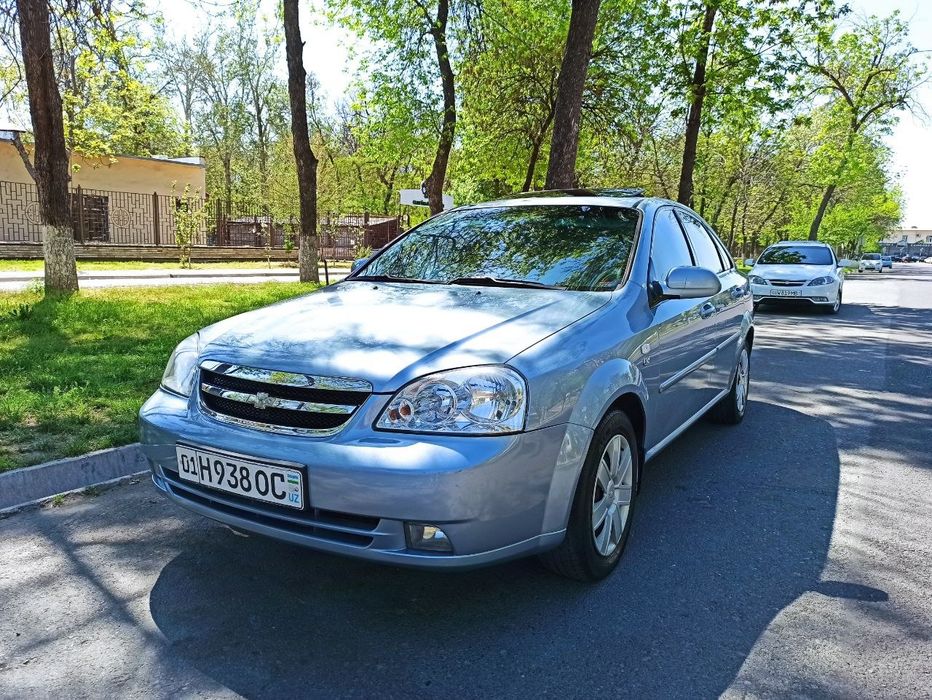 Lacetti 1.6 Sotiladi yoki Arenda  Radnoy kraska