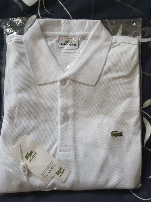 Vând tricou Lacoste