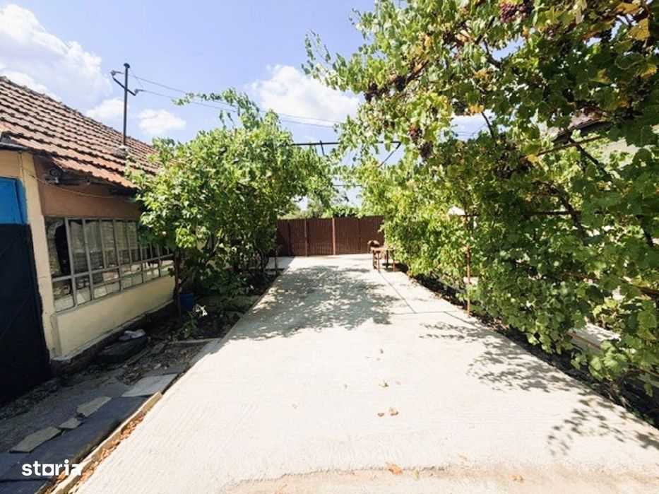 Casă renovată | teren generos 2252 mp si acces din 2 străzi