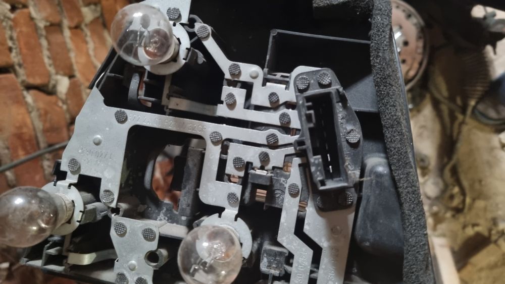 Стопове + платки и крушки за BMW E46