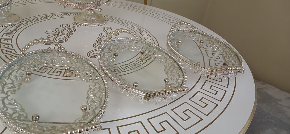 Блюдница блюдница.