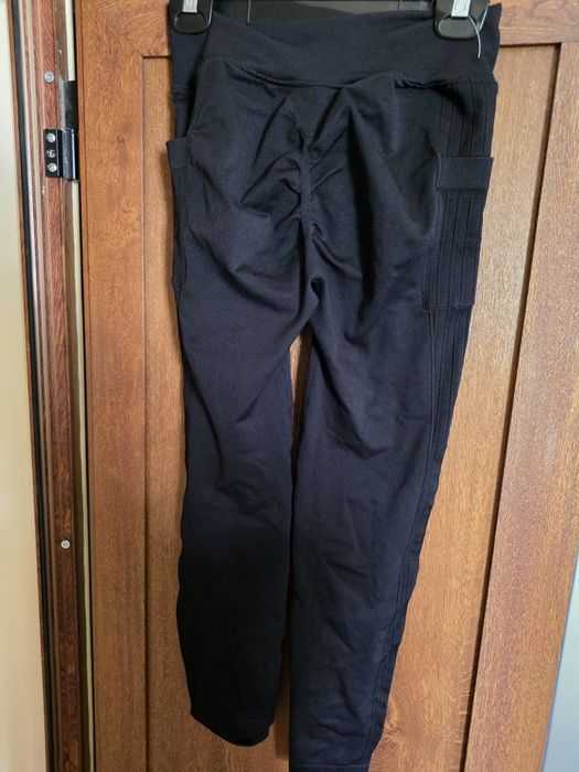 Спортни дрехи от oysho, Adidas, shein