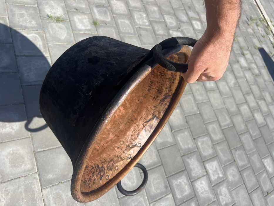 Ceaun vechi din cupru