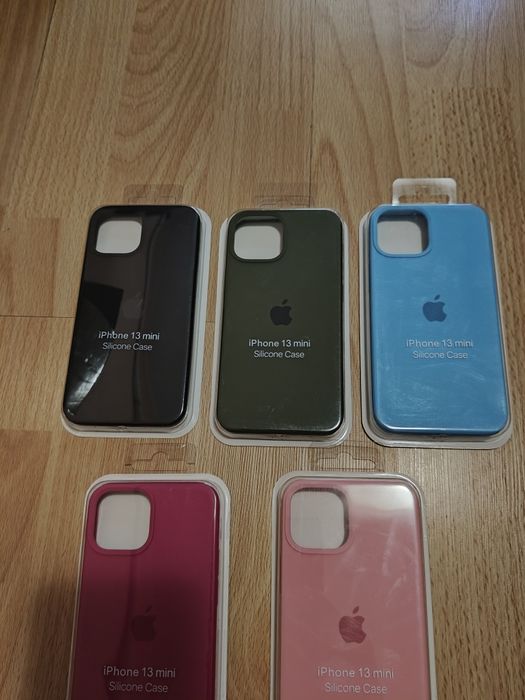 Husa iPhone 13 Mini Silicone Case Noua