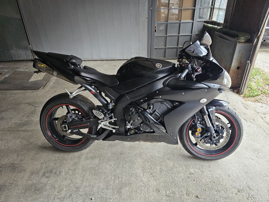 Yamaha R1 RN12 - 2004 - 2006 - Ноември 2004-та Първа Регистрация