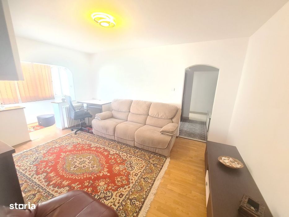 Apartament 3 camere, et.3, Orizont=Marasesti, Bacau — fotografia 1
