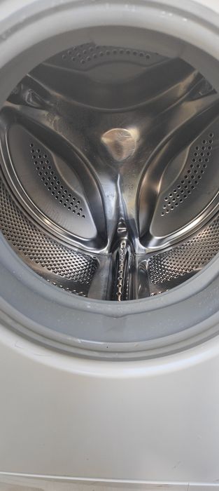 Vând mașină spălat rufe defectă