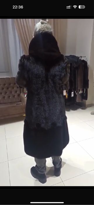 Продам норковую шубу