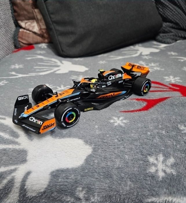 Macheta formula 1 mclaren scara 1:24 noua