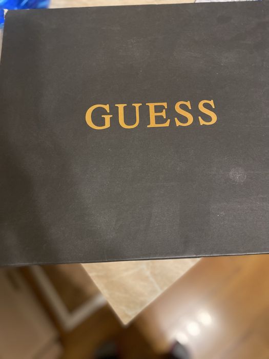 Guess Оригинални боти