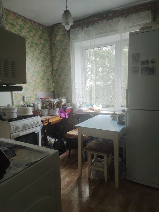 Продам 1-ную, мкр 1 ,Актас