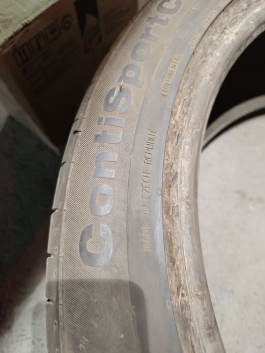 Продам пару 265 40 R21