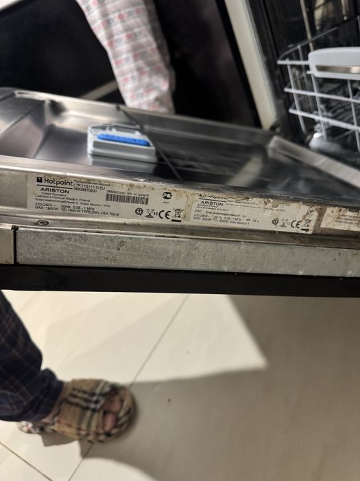 Продается посудомойка Hotpoint Ariston
