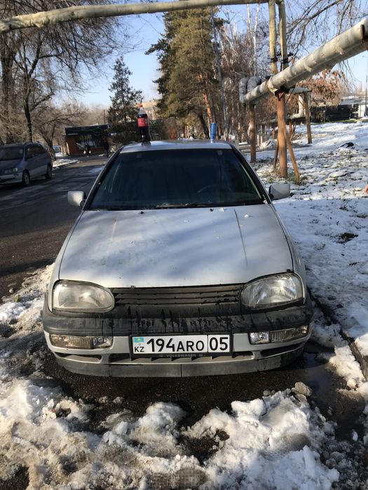 Продам гольф 3 коробка автомат