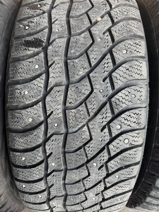 Резина шипованная