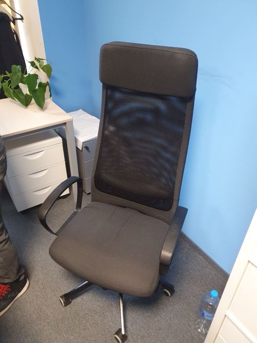Офис стол Markus IKEA