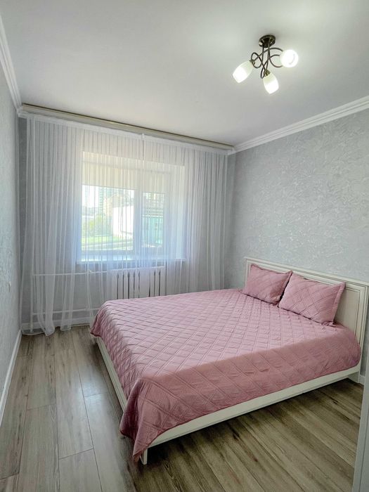 Сдам   ПОСУТОЧНО  2 х ккв 11мкр
