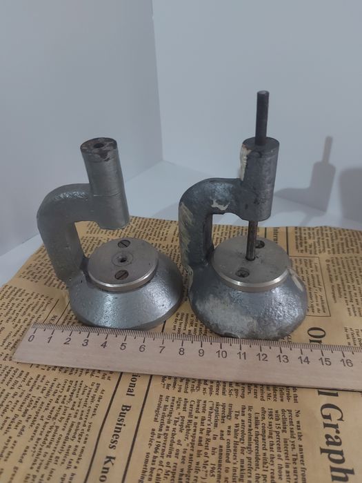 Инструмент для ремонта часов.