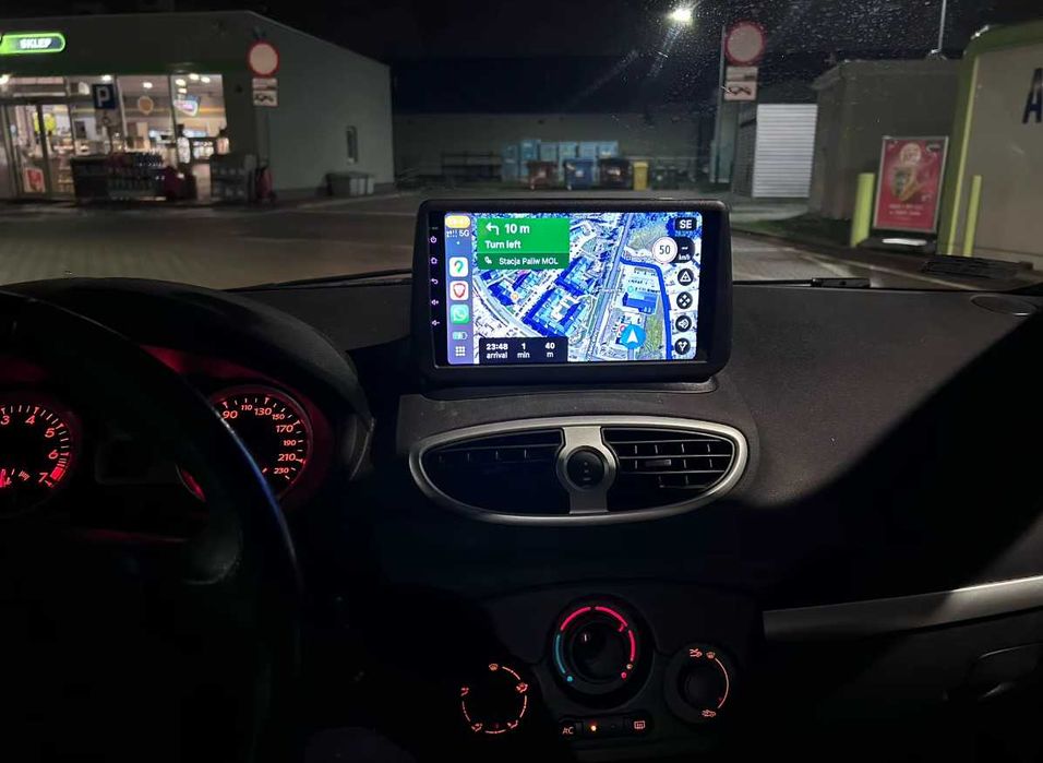 Navigatie Android 15 Renault Clio 3  - CarPlay QLed 4G DSP