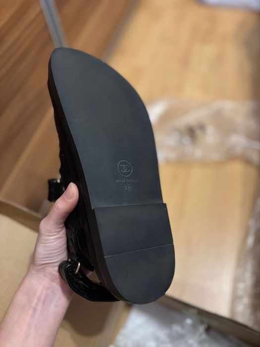 Sandale Chanel negru logo